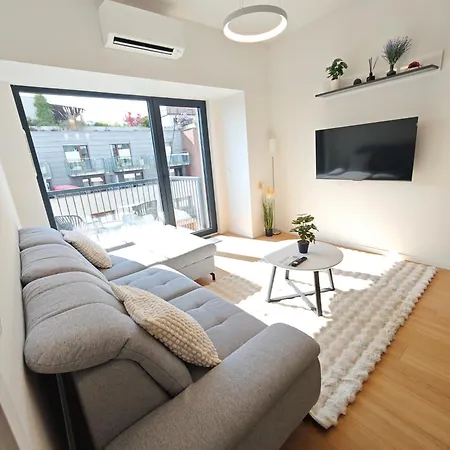 City Center Comfort Apartment, Balcony, Parking! Prague Exterior photo