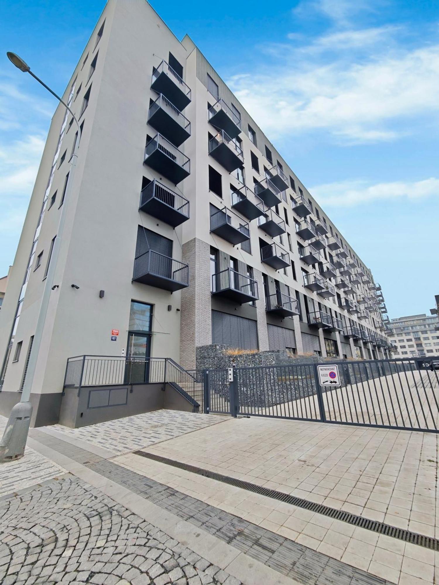 Апартаменти Center Comfort Apartment, Balcony, Parking! Прага