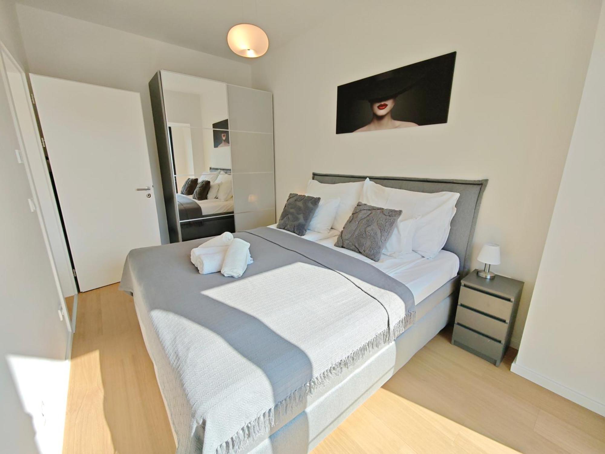 Center Comfort Apartment, Balcony, Parking! * Прага