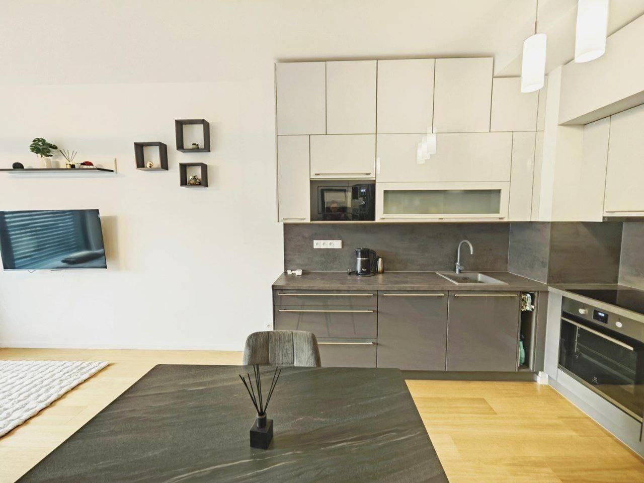 Center Comfort Apartment, Balcony, Parking! Апартаменты *